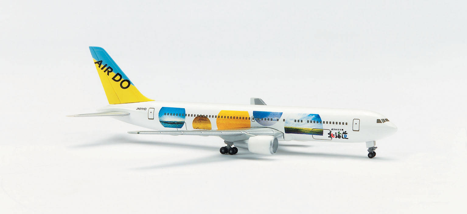 Air Do Boeing 767-300