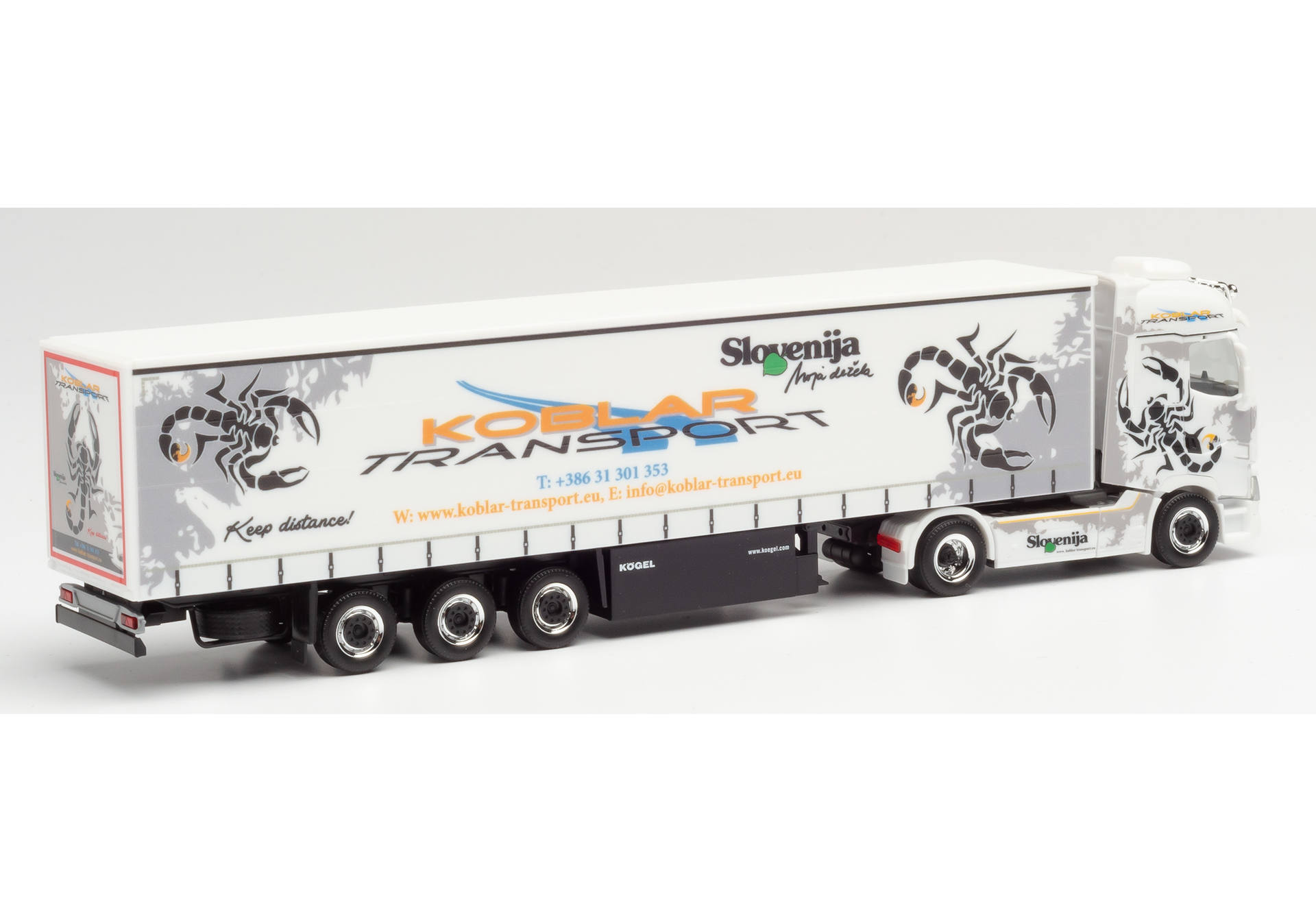 Renault T curtain semitrailer „Koblar Transport Slovenia“