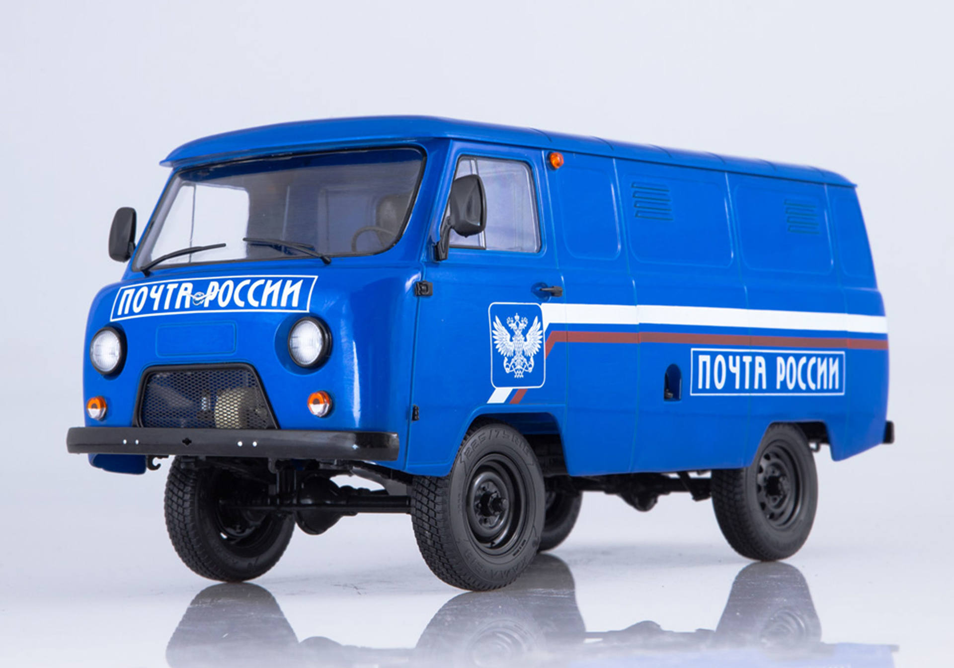 UAZ-3741 Russian Post