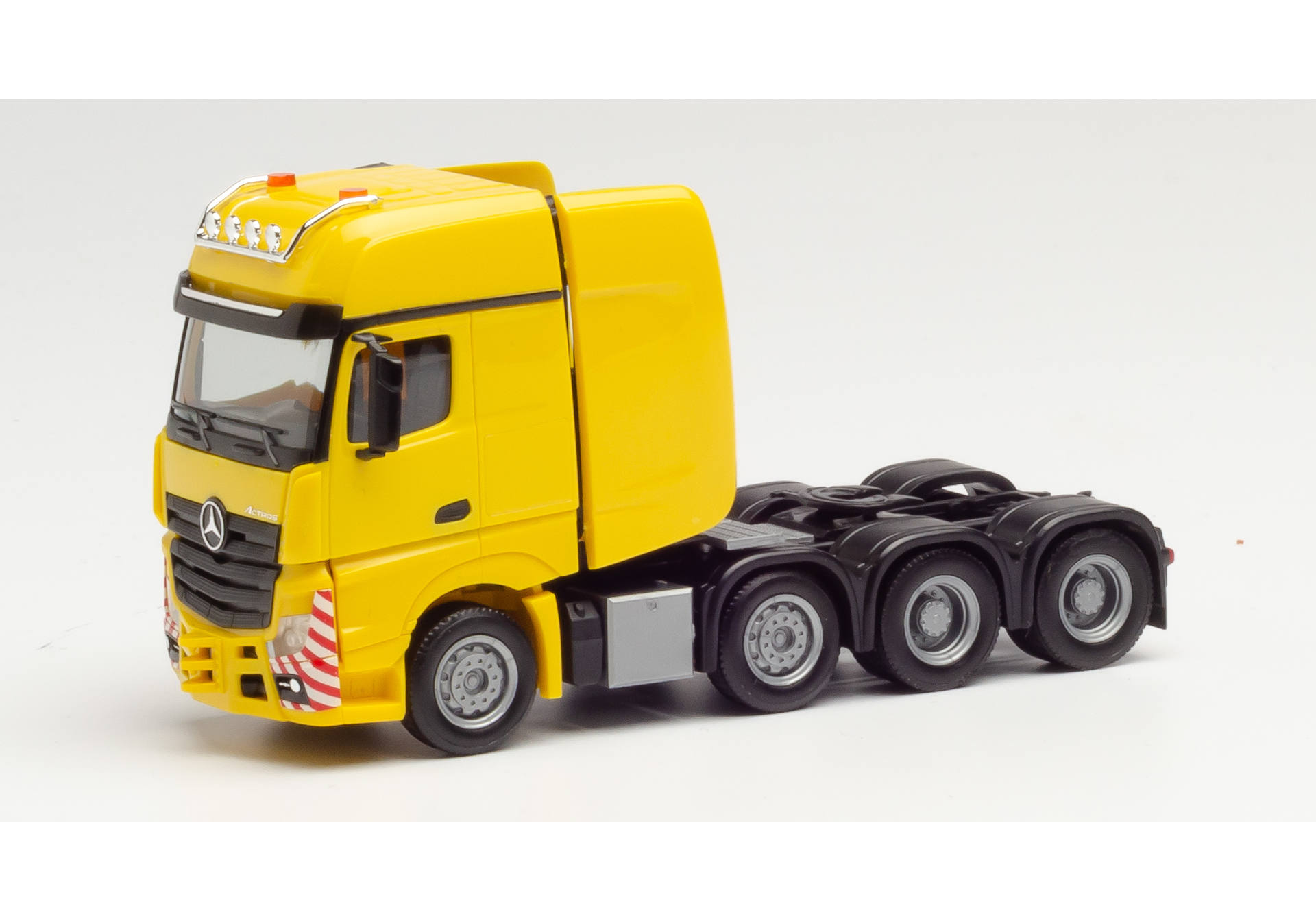 MB Actros SLT Schwerlastzugmaschine, verkehrsgelb