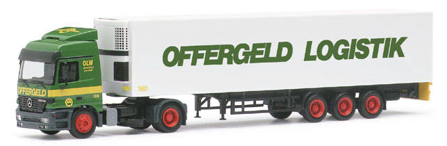 Mercedes-Benz Actros L Catchel case sailing train 2A/3A