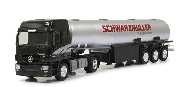 Mercedes-Benz Actros L fuel tank semitrailer "Schwarzmüller"