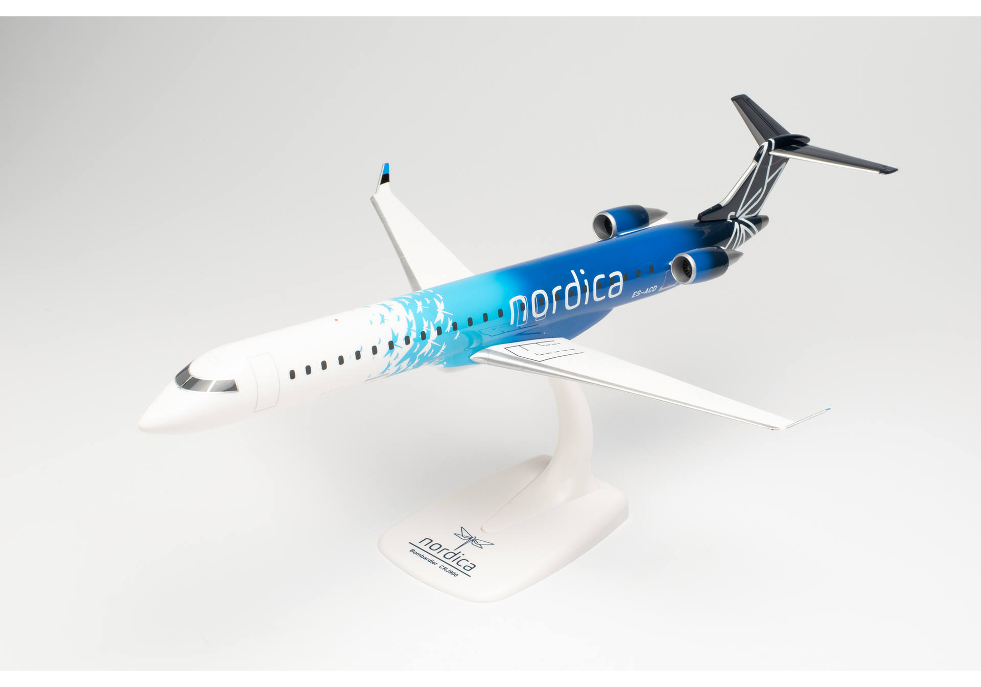 Nordica Bombardier CRJ-900 – ES-ACD