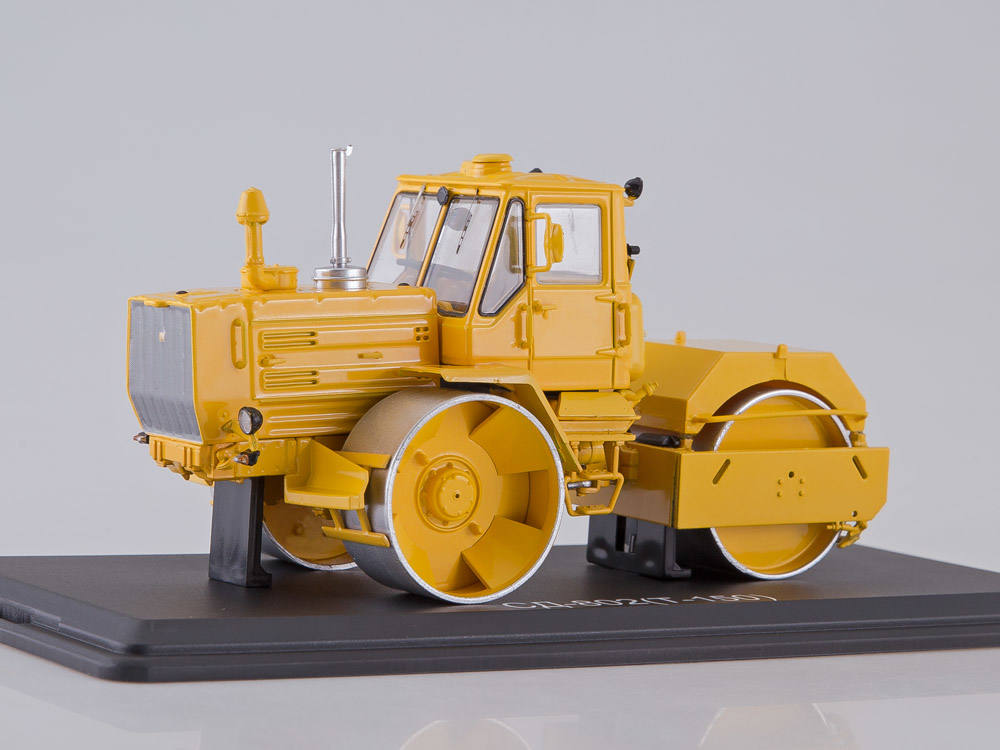 SSM: Asphalt roller SD-802 (T-150)