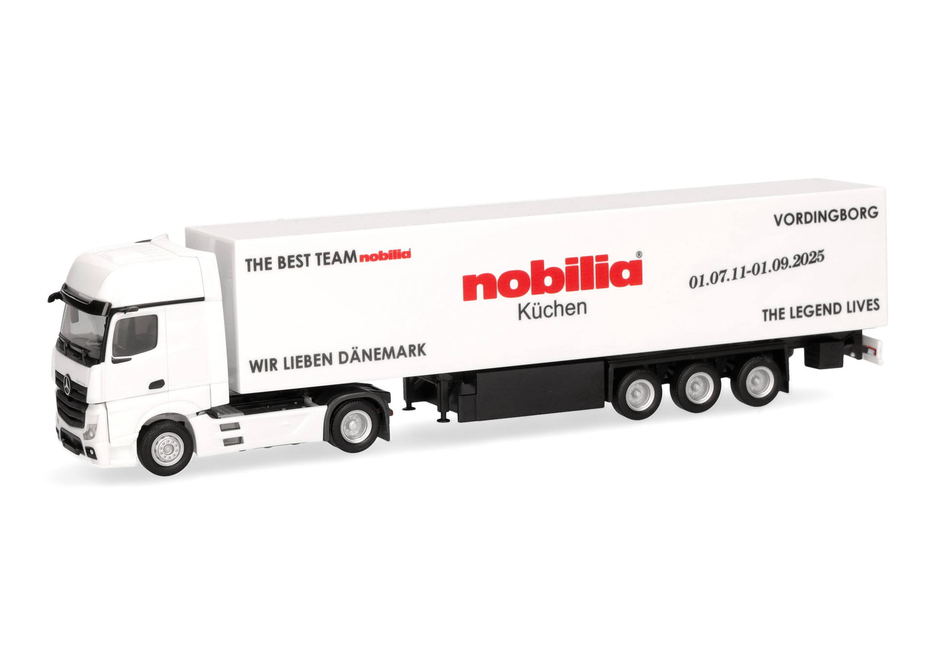 Mercedes-Benz Actros '18 box semitrailer "nobilia"