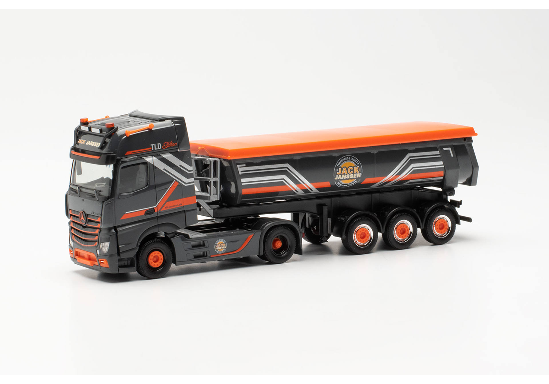Mercedes-Benz Actros `18 Gigaspace Rundmulden-Sattelzug „Jack Janssen“ (Niedersachsen/Rhede)