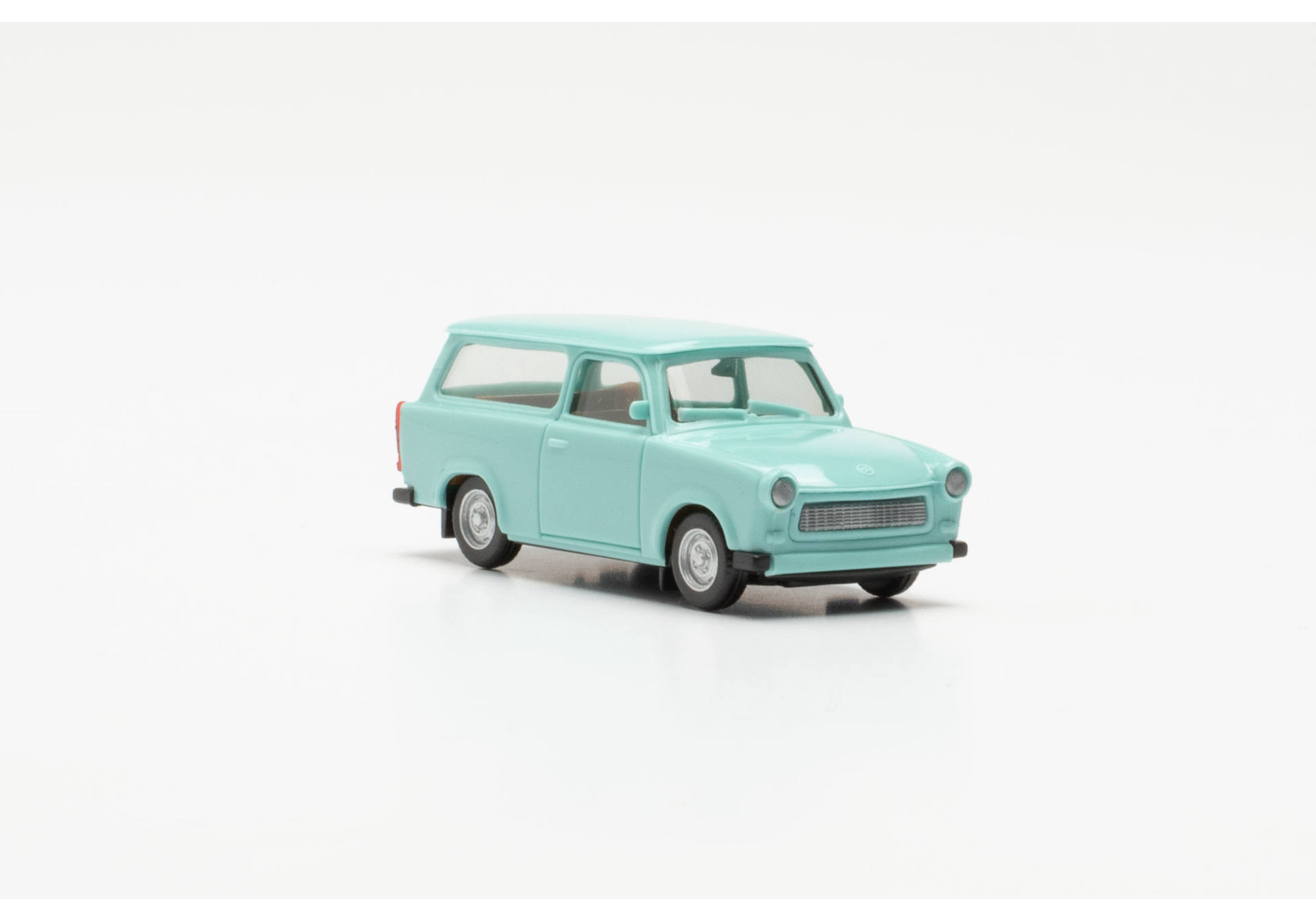 Trabant 601 Universal, pastelltürkis