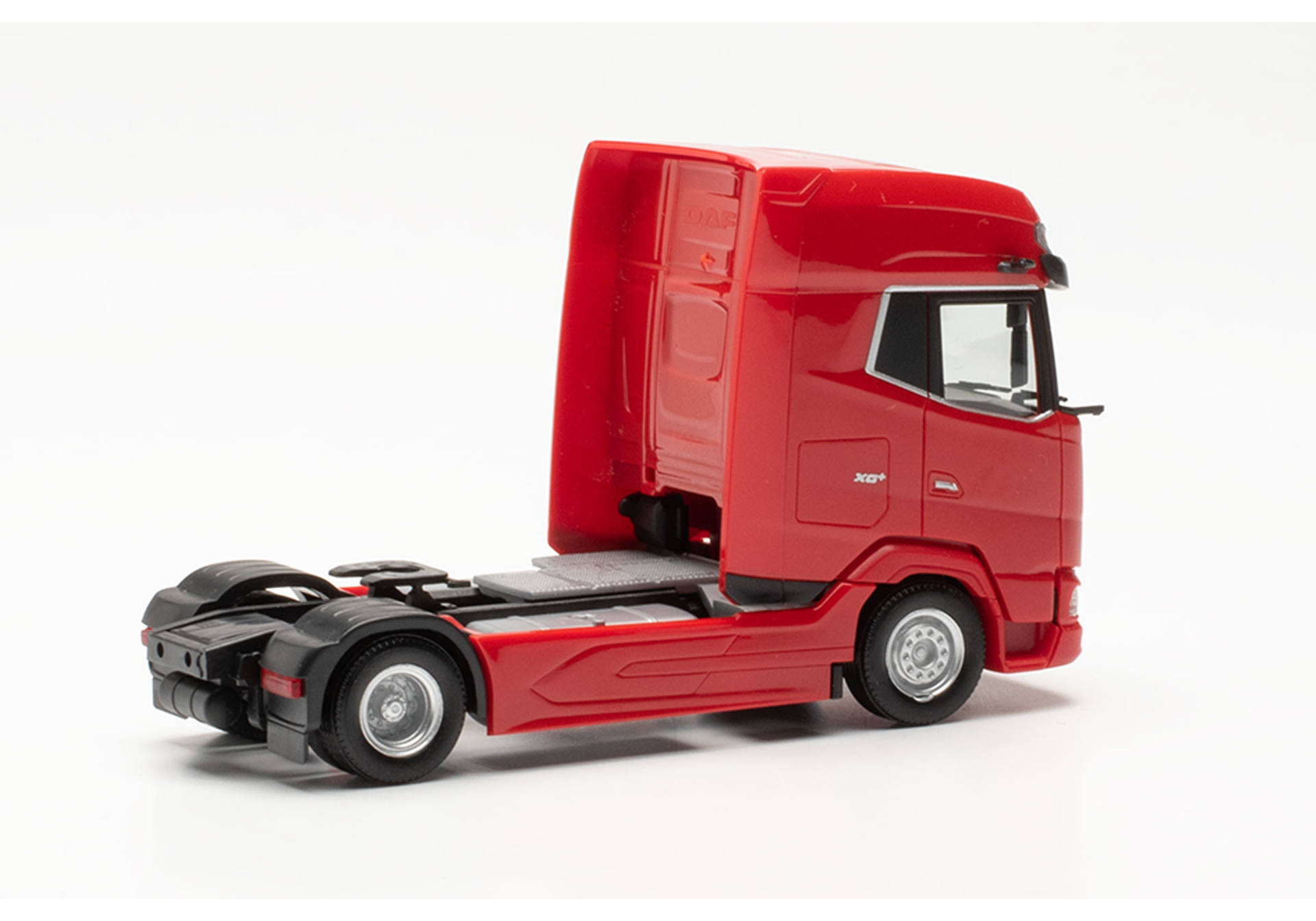 DAF XG+ Zugmaschine, rot
