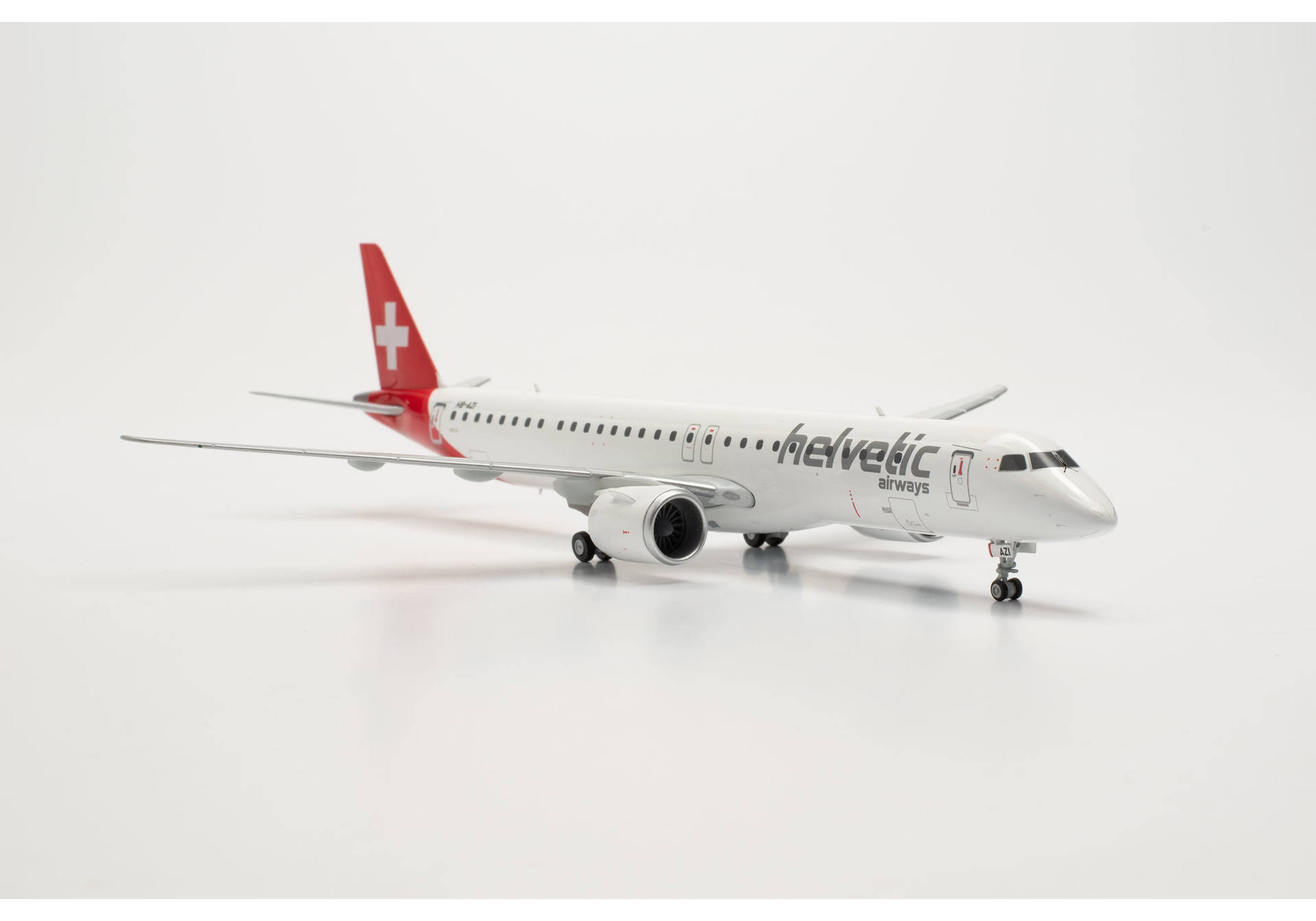 Helvetic Airways Embraer E195-E2 – HB-AZI