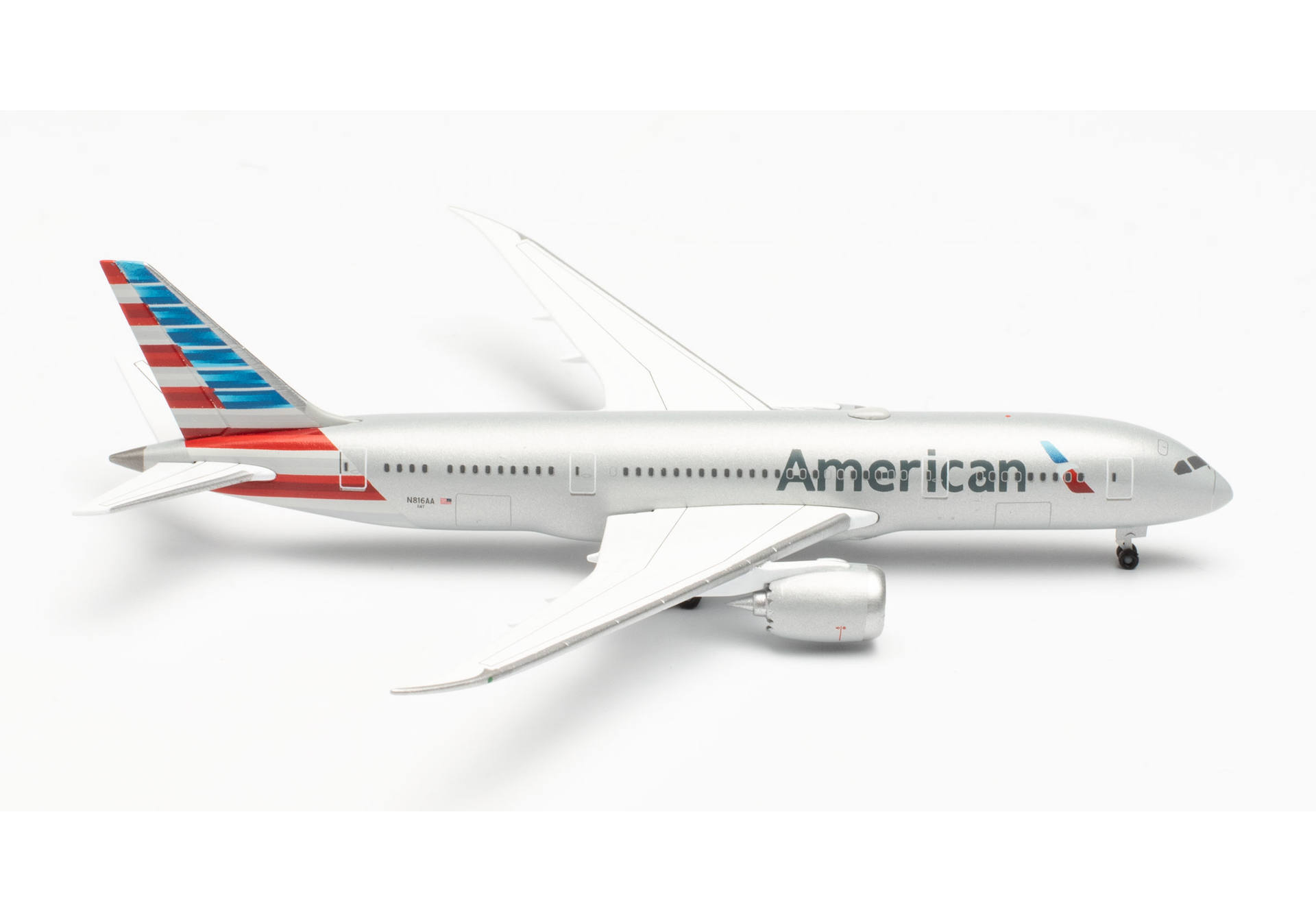 American Airlines Boeing 787-8 Dreamliner – N816AA