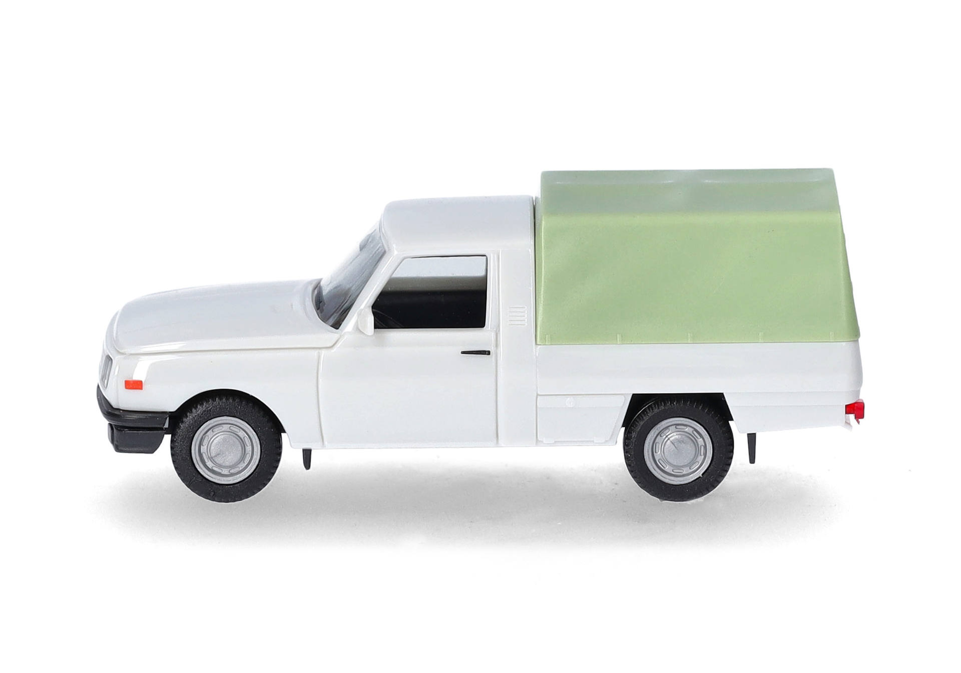 Wartburg 353 Trans '85 mit Plane, lichtgrau