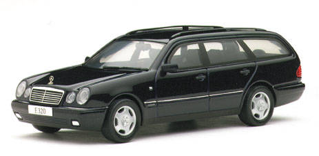 Mercedes-Benz E320 T 1:43, black