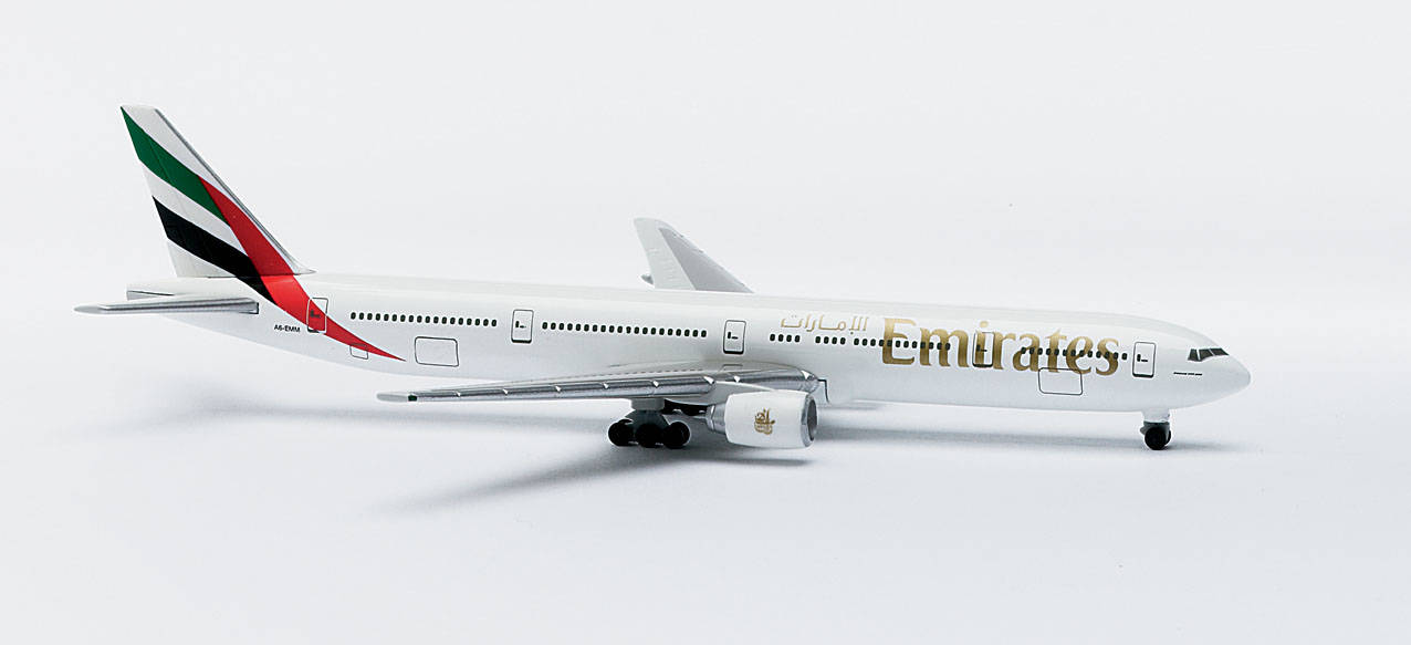 Emirates Boeing 777-300