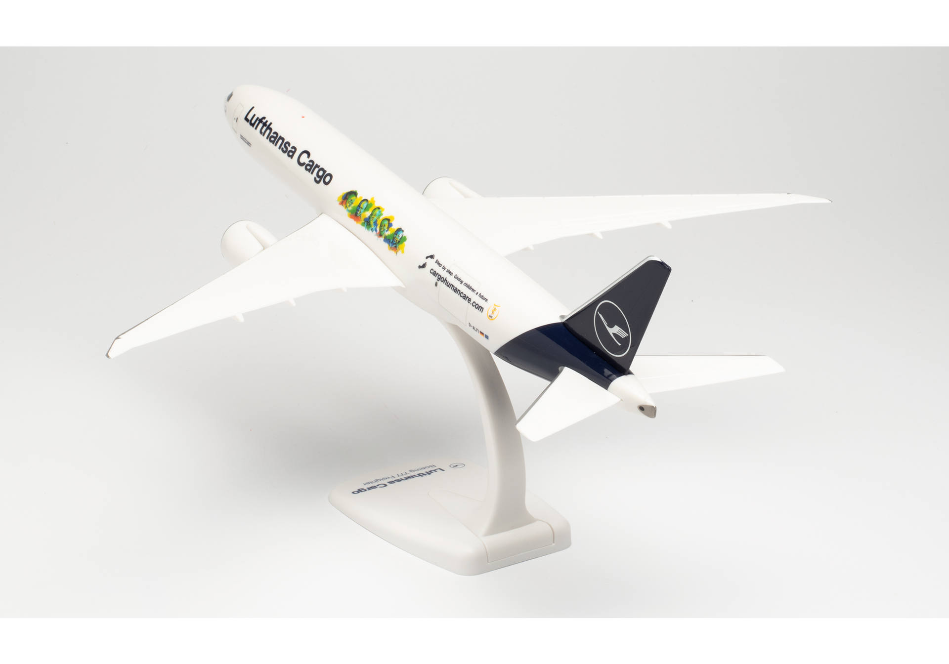 Lufthansa Cargo Boeing 777F “Cargo Human Care” – D-ALFI “Buenos Días México”