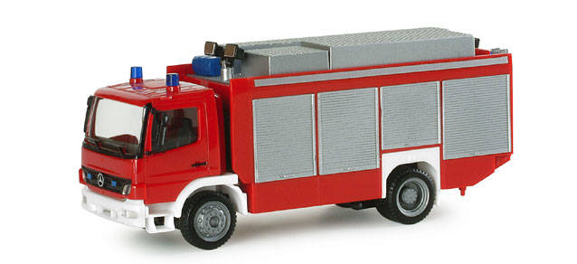 Mercedes-Benz Atego RW2, red