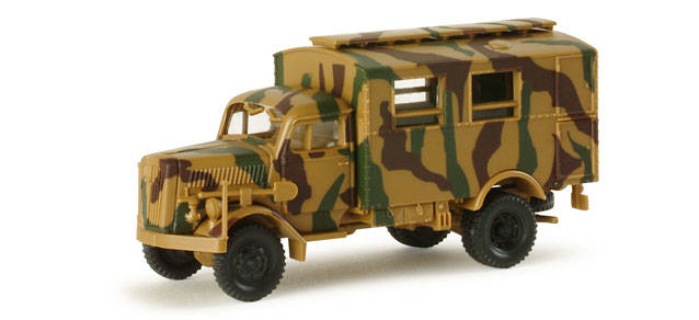 Opel Blitz + box camouflaged