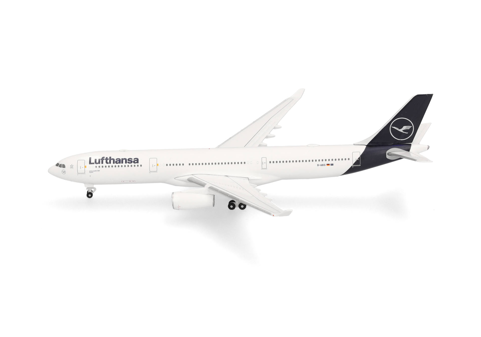 Lufthansa Airbus A330-300 - D-AIKS
