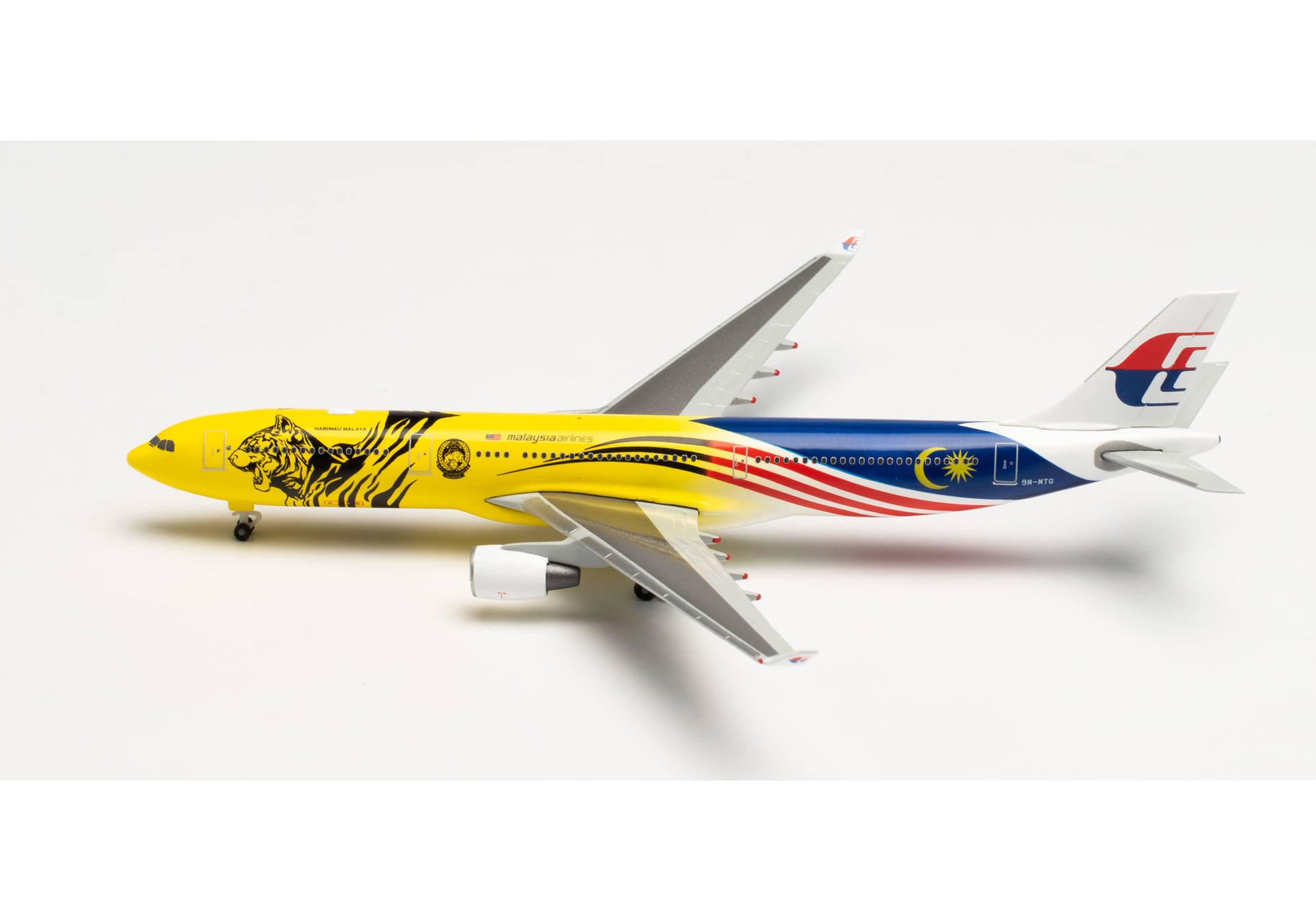 Malaysia Airlines Airbus A330-300 “Harimau Malaya” – 9M-MTG