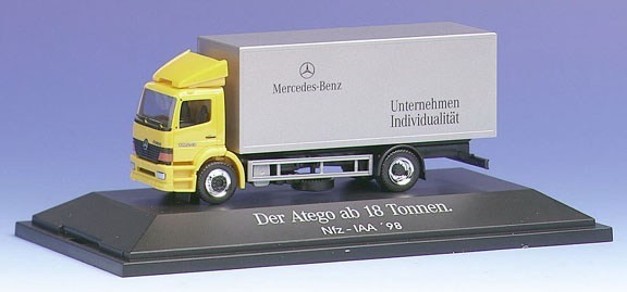 Mercedes-Benz Atego case truck 2A
