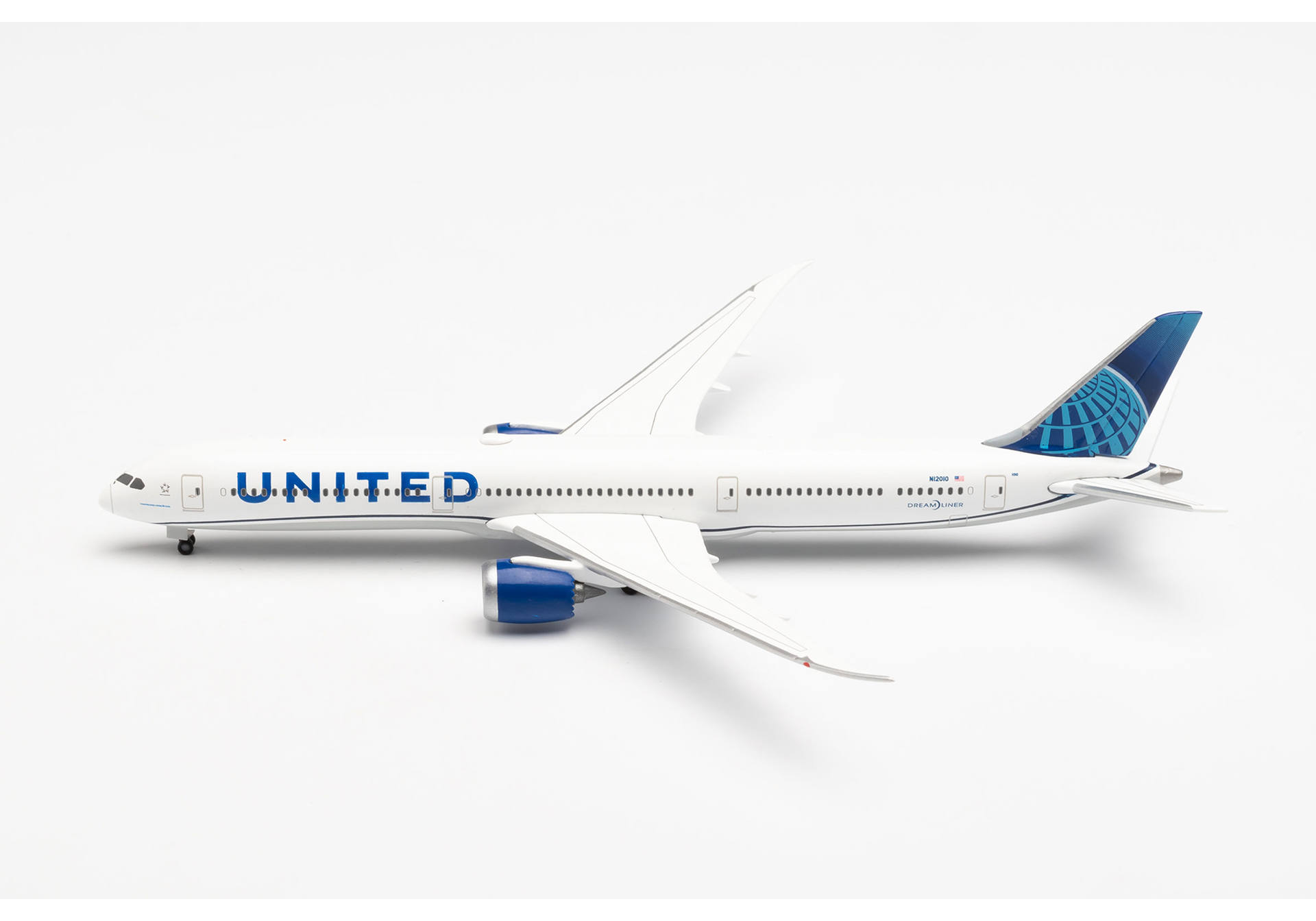 United Airlines - new colors Boeing 787-10 Dreamliner