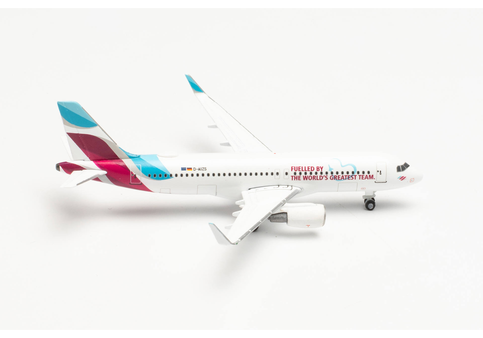 Eurowings Airbus A320 “Team” – D-AIZS