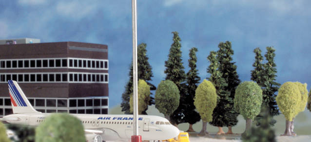 Airport accessories "trees" (18 pieces)
