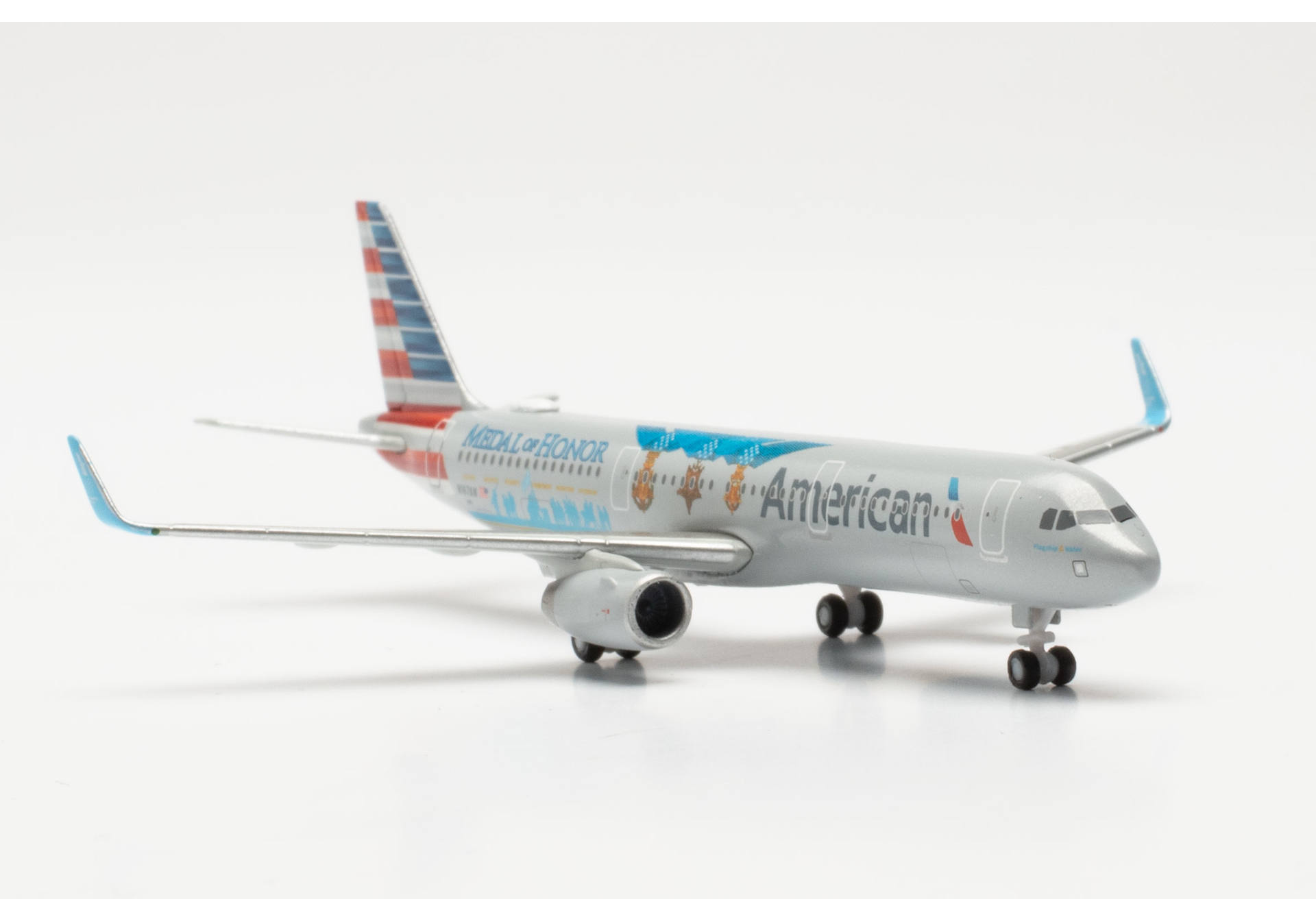 American Airlines Airbus A321 – Medal of Honor – N167AN "Flagship Valor"