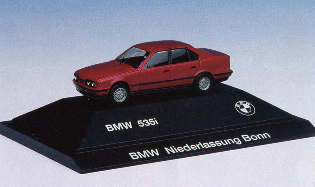 BMW 535i sedan 4-door