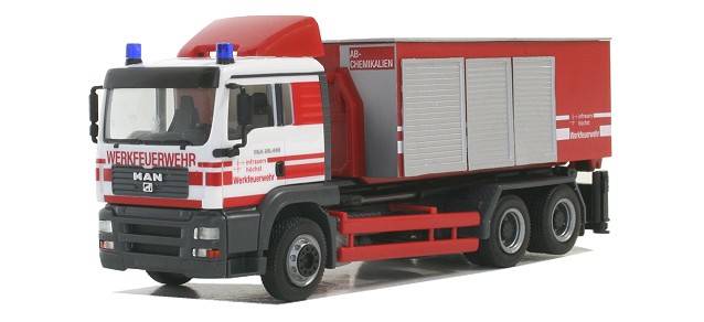 MAN TGA M Abrollcontainer-LKW "InfraServ"