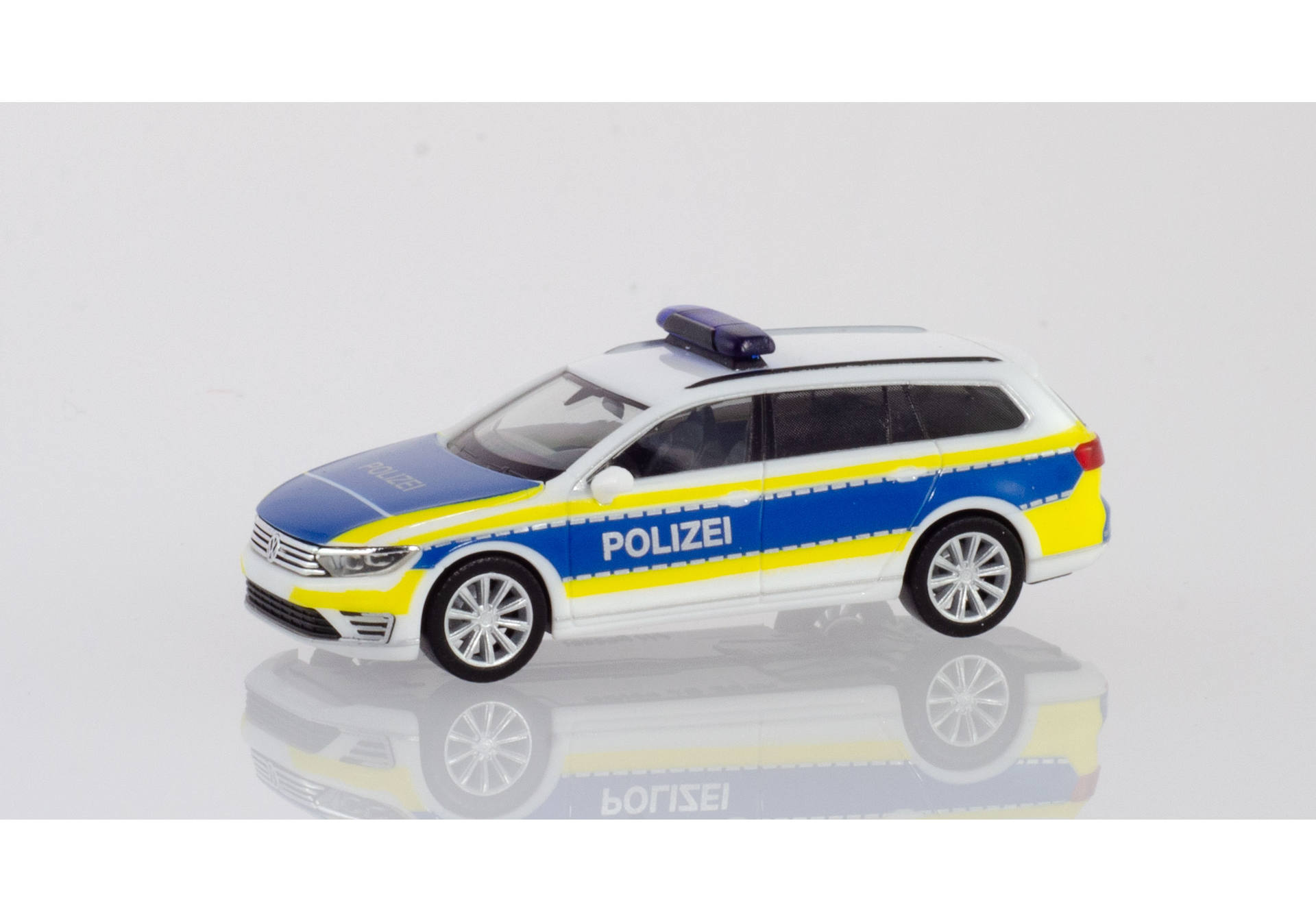 VW Passat Variant GTE "Police Hannover" (Special Edition North)