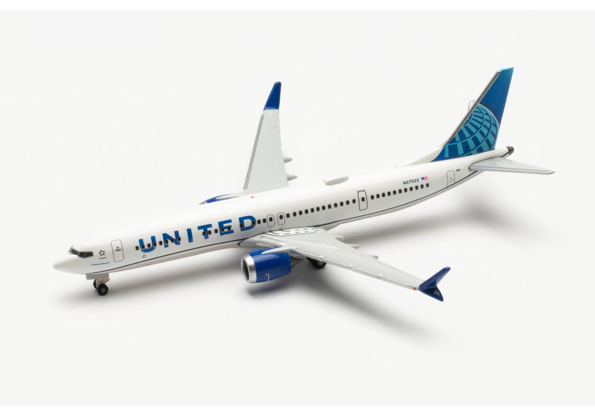 United Airlines Boeing 737 Max 9 – N37522