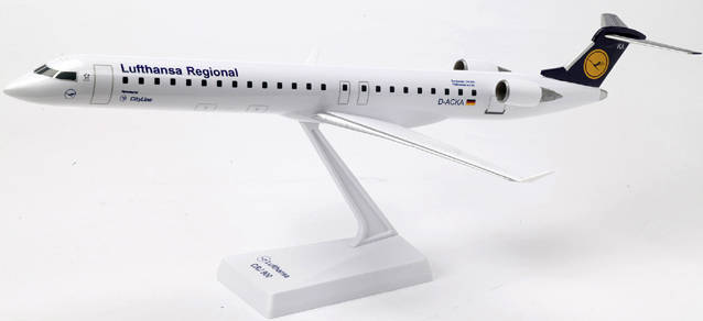 Lufthansa Regional Canadair Jet CRJ900. This item comes / came in Wooster branded packaging.