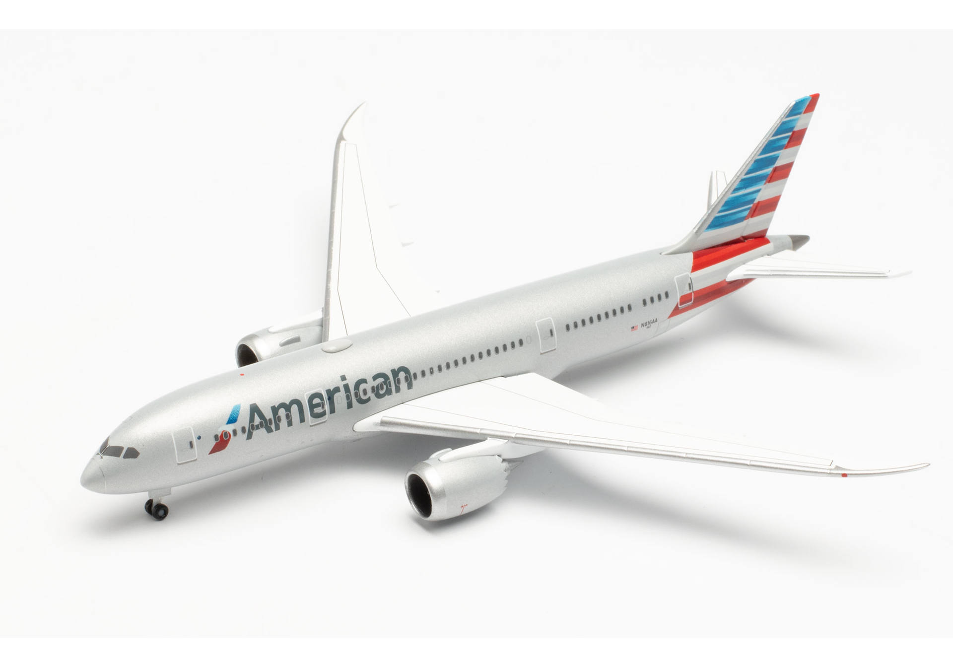 American Airlines Boeing 787-8 Dreamliner – N816AA