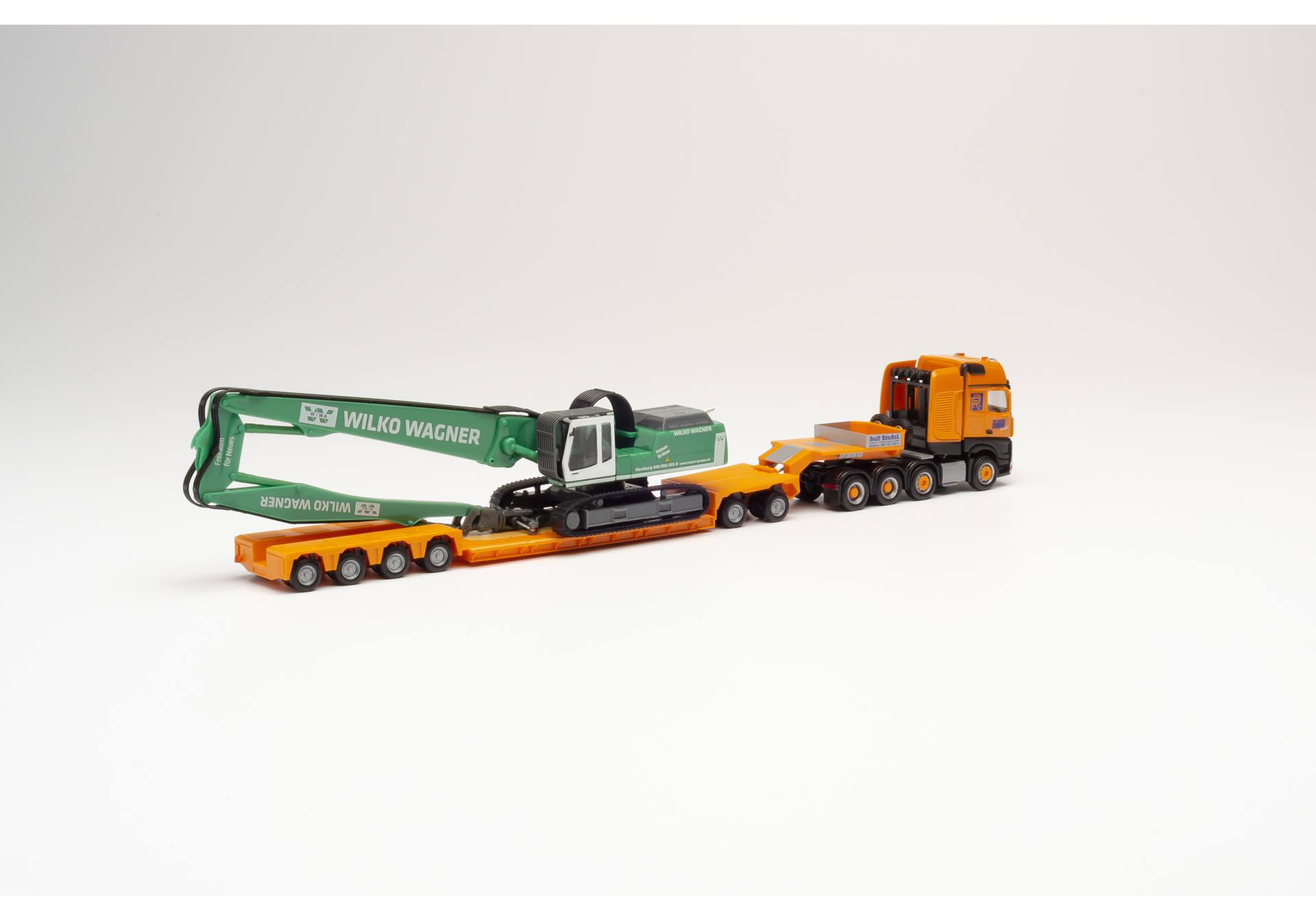 Mercedes-Benz Actros SLT Pendel-X-Sattelzug mit Liebherr Raupenbagger "Rolf Riedel / Wilko Wagner" (Hamburg)
