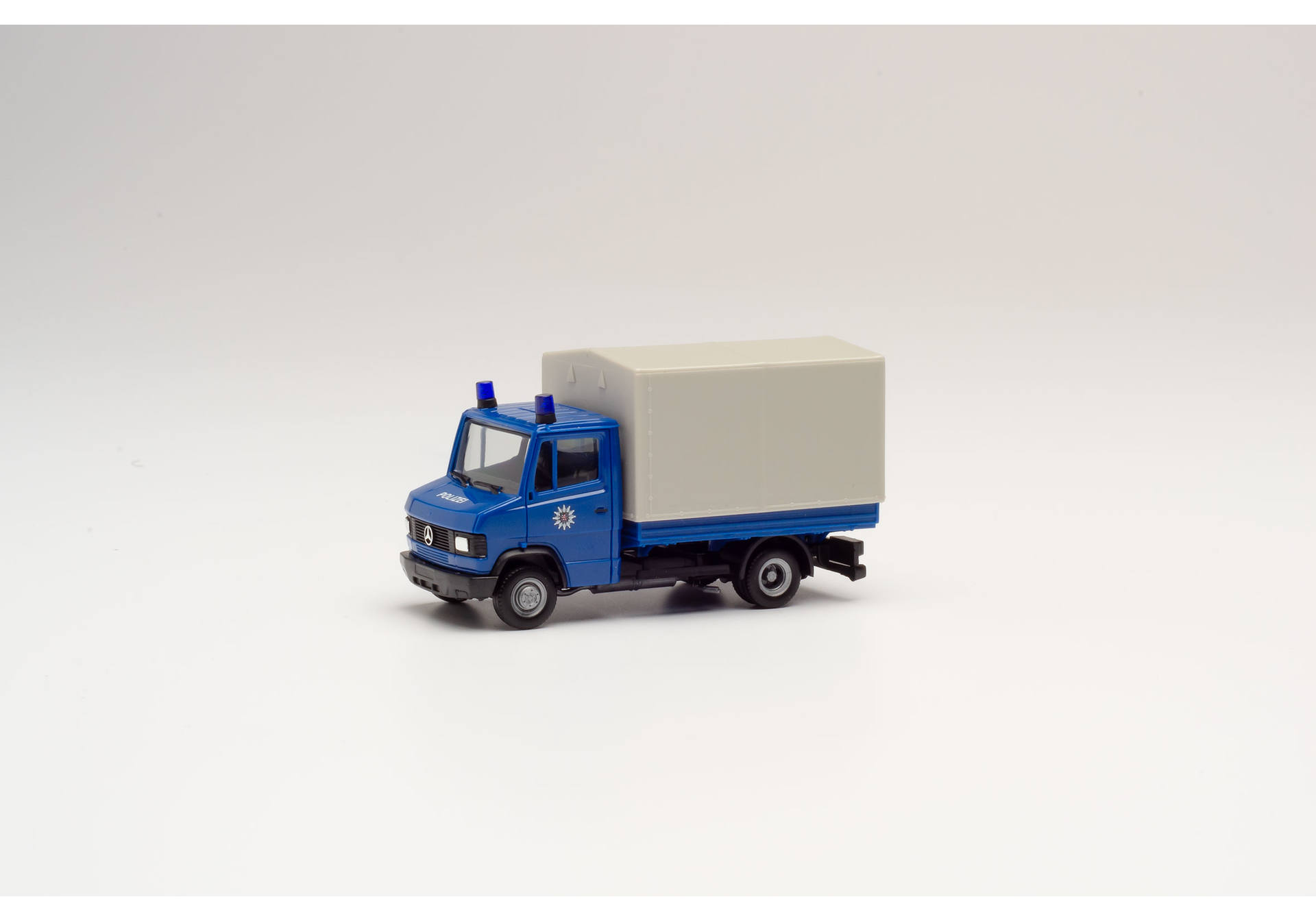 Mercedes-Benz T2 cancas truck „Polizei Erfurt“
