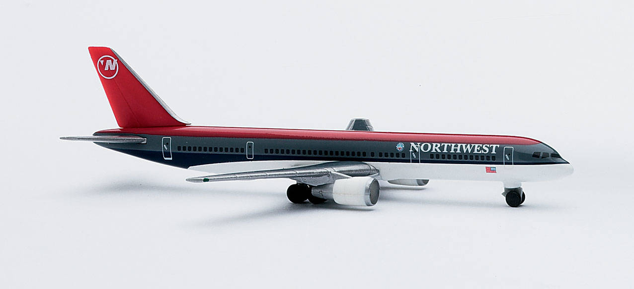 Northwest Airlines Boeing 757-200 (with KLM Logo)