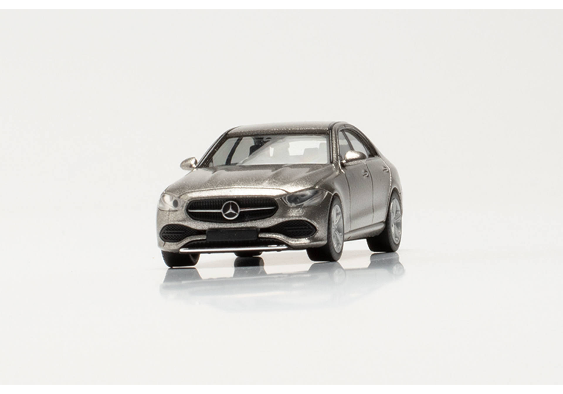 Herpa Mercedes-Benz Classe C Berline, Mojavesilber métallique Voiture  Miniature Petit modèle de Collection fidèle aux détails, 430913