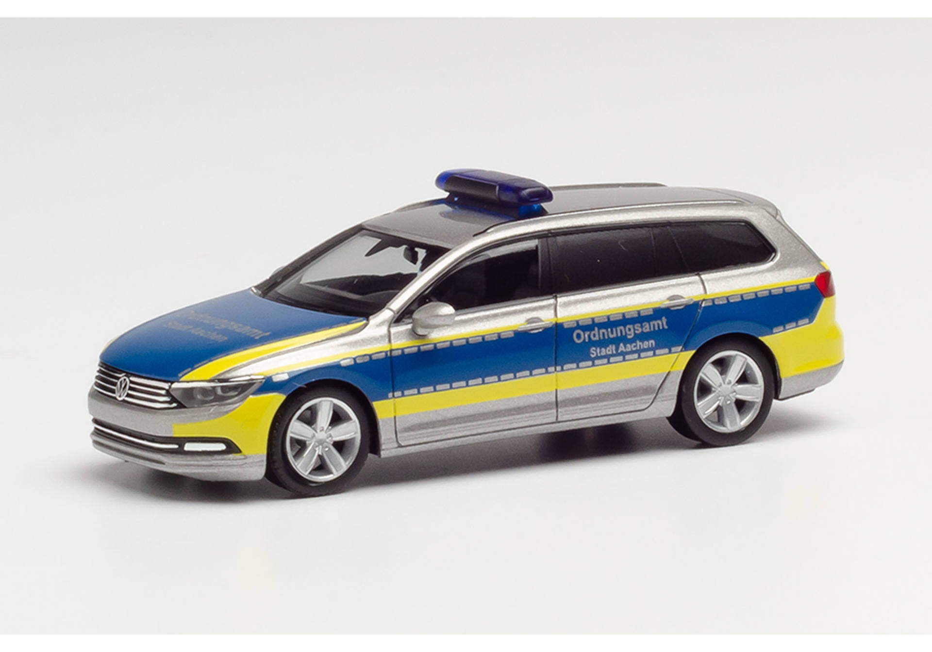 VW Passat Variant "Ordnungsamt Aachen"