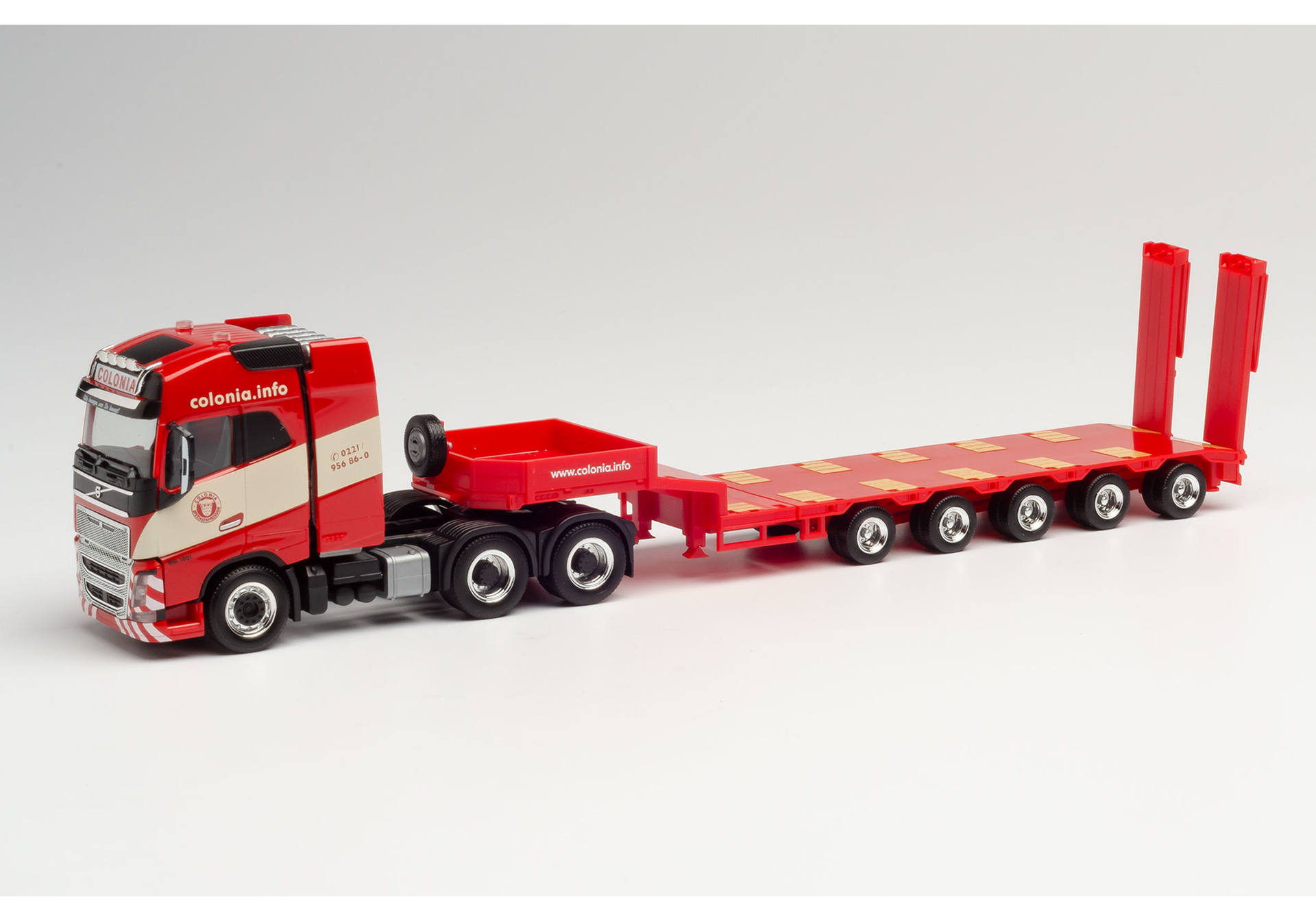 Volvo FH 16 Gl. 6x4 lowboy semitrailer „Colonia“