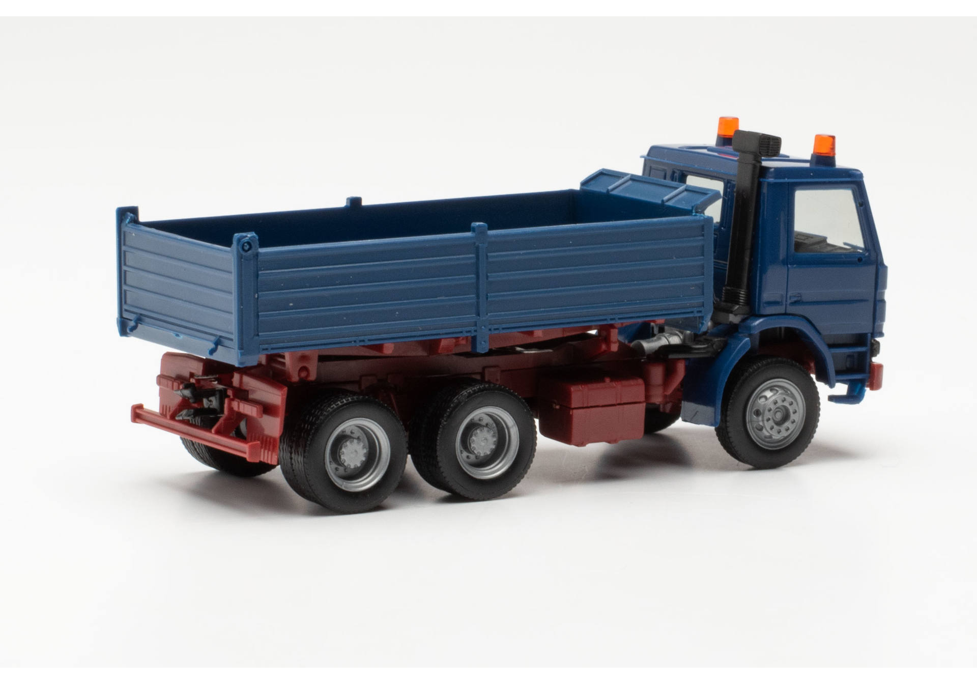 Scania 113M 380 tipper truck (BASIC)