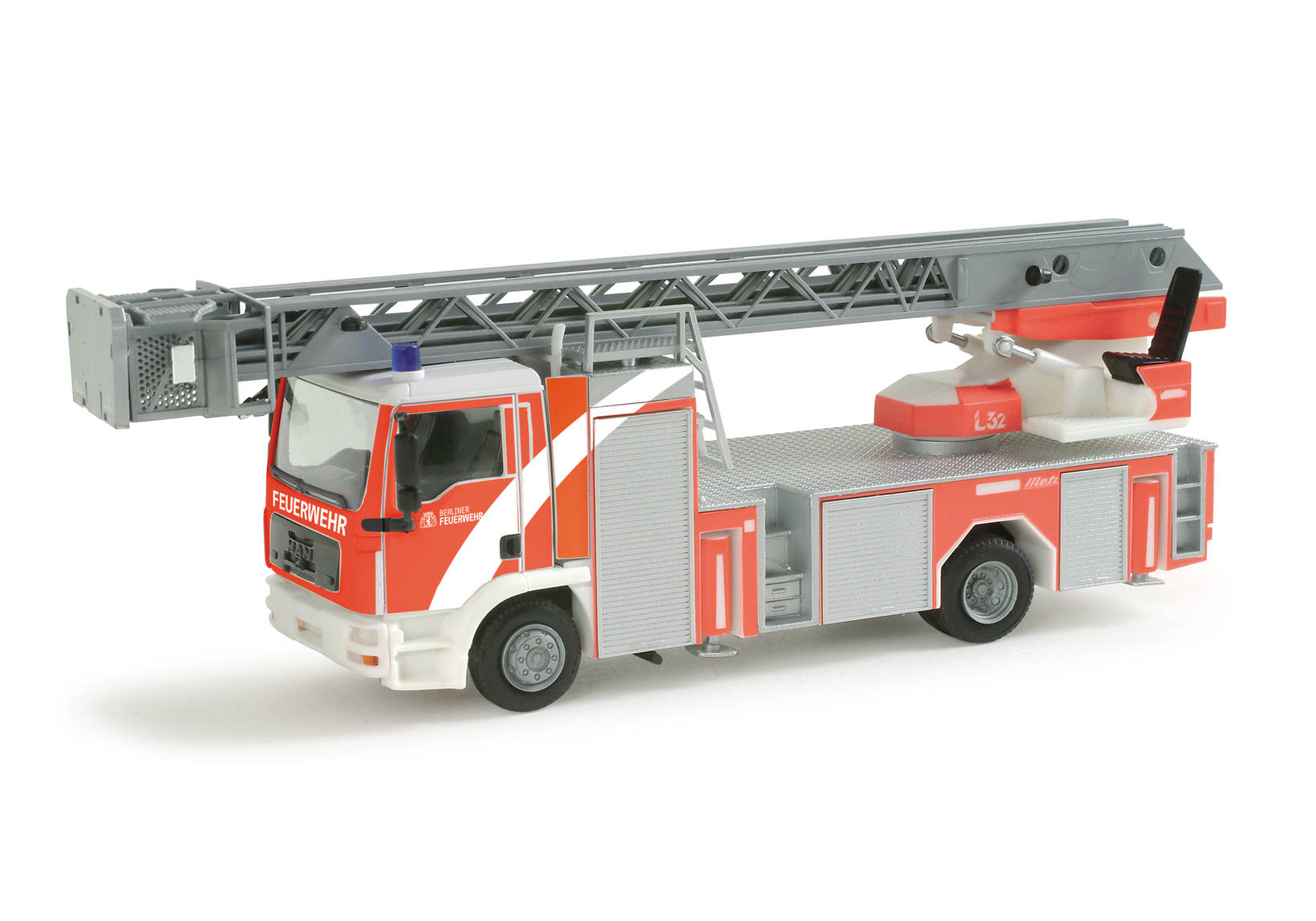 MAN TGL with turnable ladder L32 "Berlin fire department"