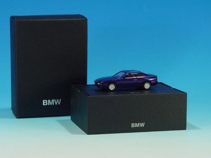 BMW 850 CI in special box