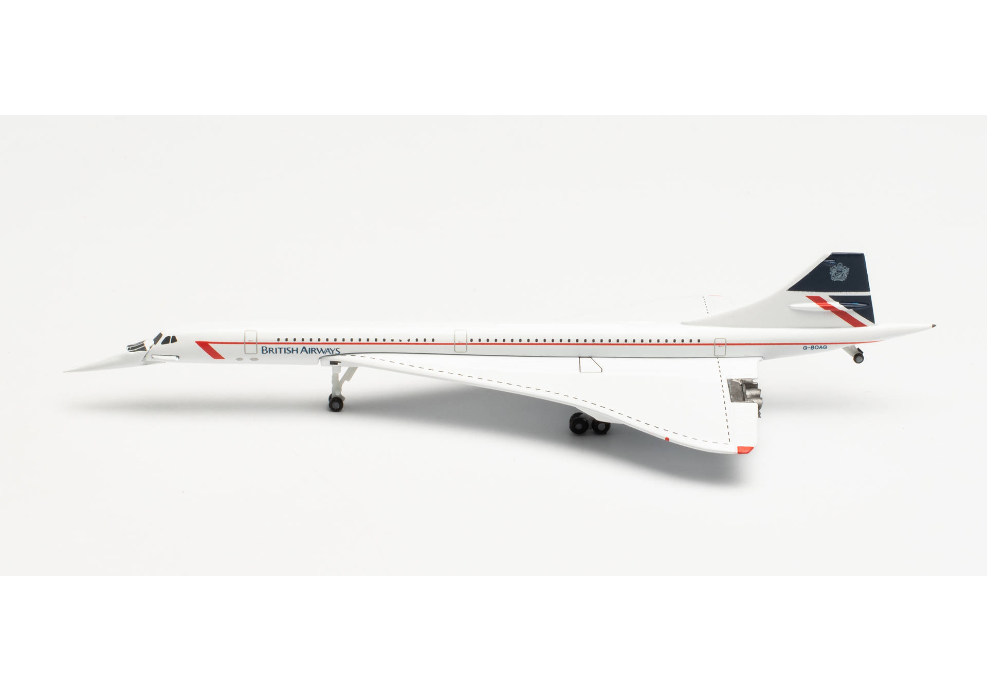 British Airways Aérospatiale-BAC Concorde, nose down - Landor colors – G-BOAG
