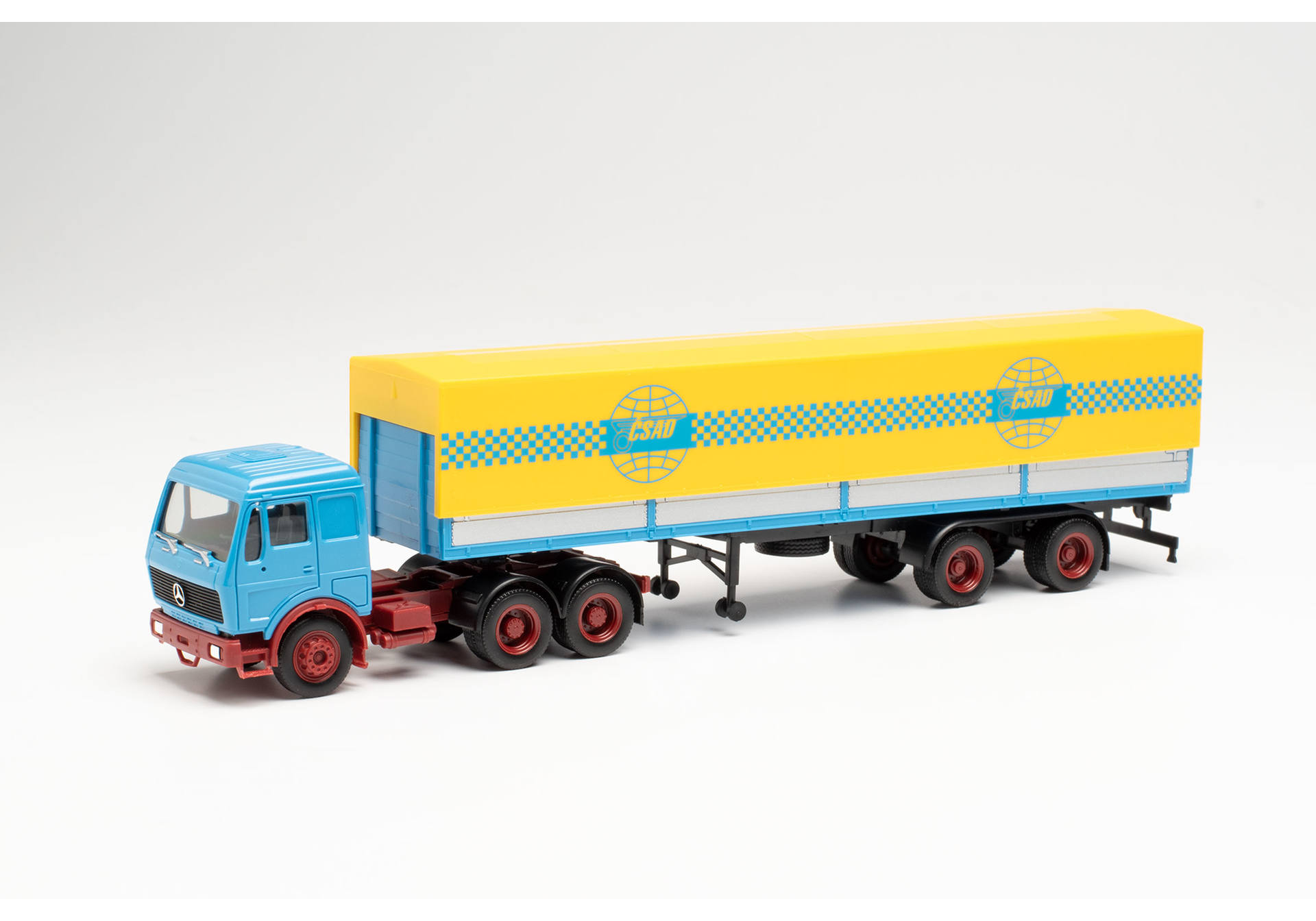 Mercedes-Benz NG 6x4 canvas semitrailer „CSAD“