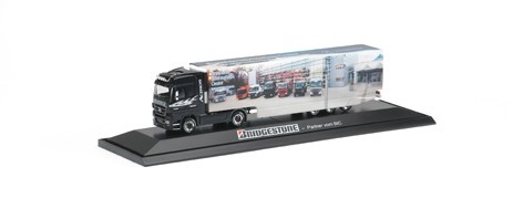 Mercedes-Benz Actros LH ’08 (V8) Catchel case sailing procession