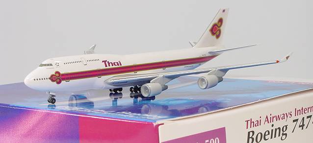 Thai Airways Boeing 747-400
