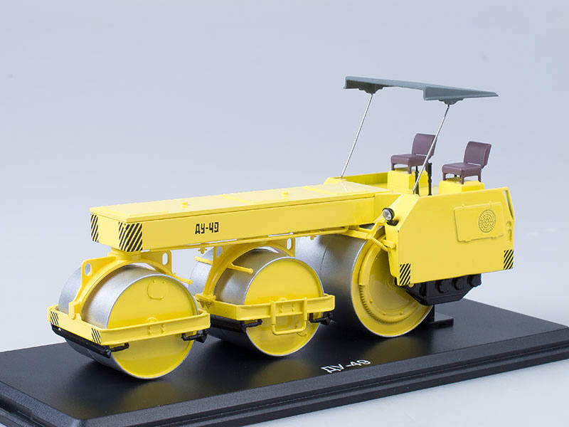 SSM: Asphalt roller DU-49