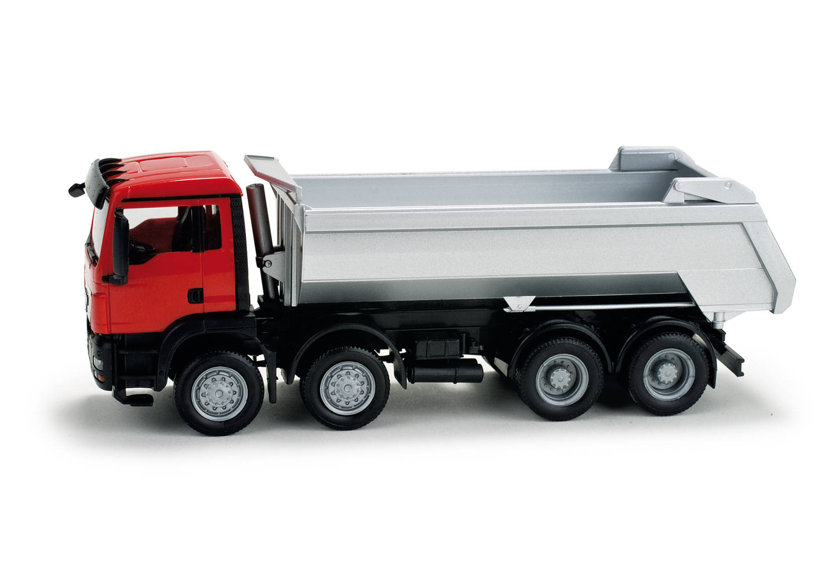 MAN TGS M 4-axle dump truck