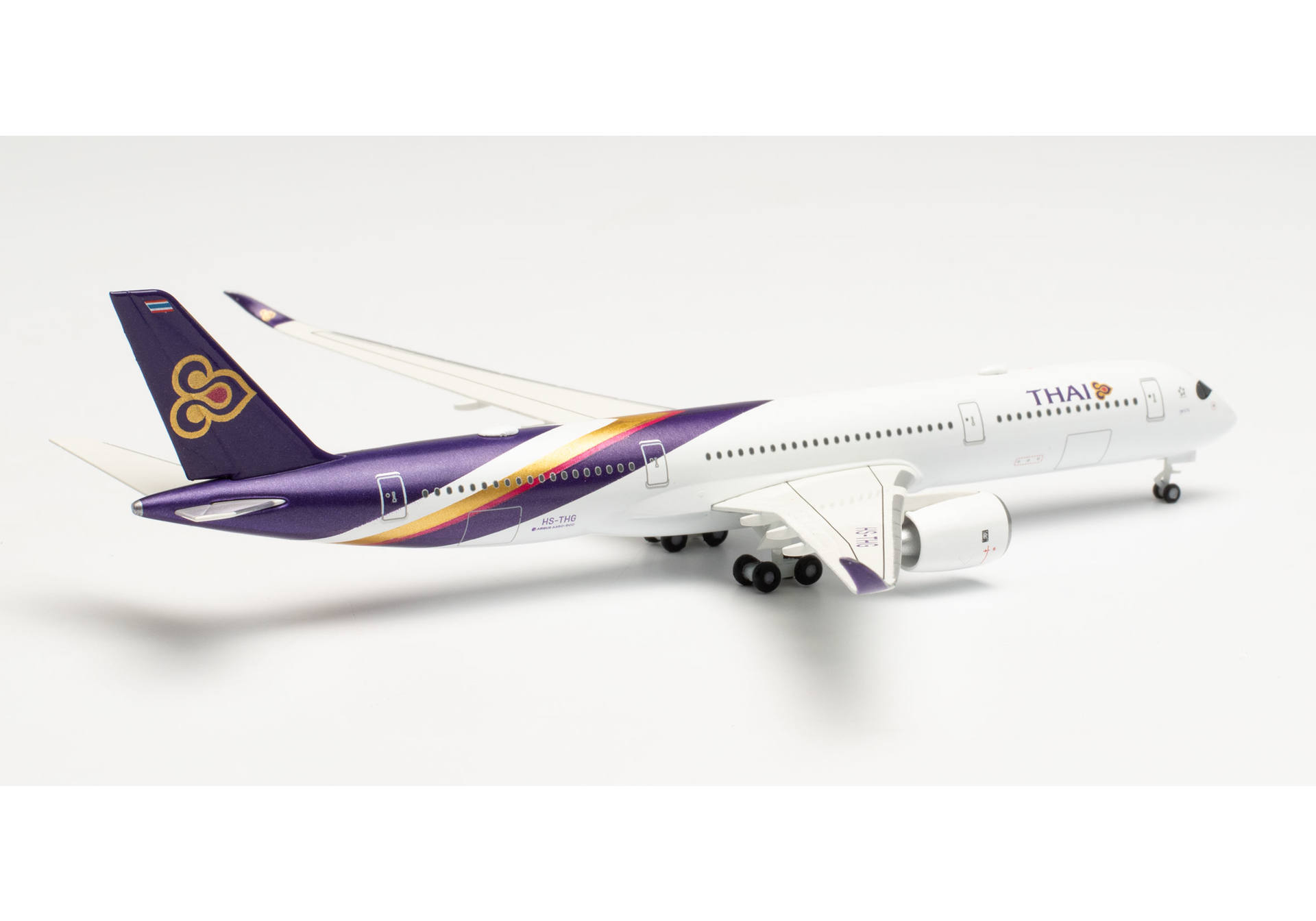 Thai Airways Airbus A350-900 – HS-THG “Phu Pha Man”
