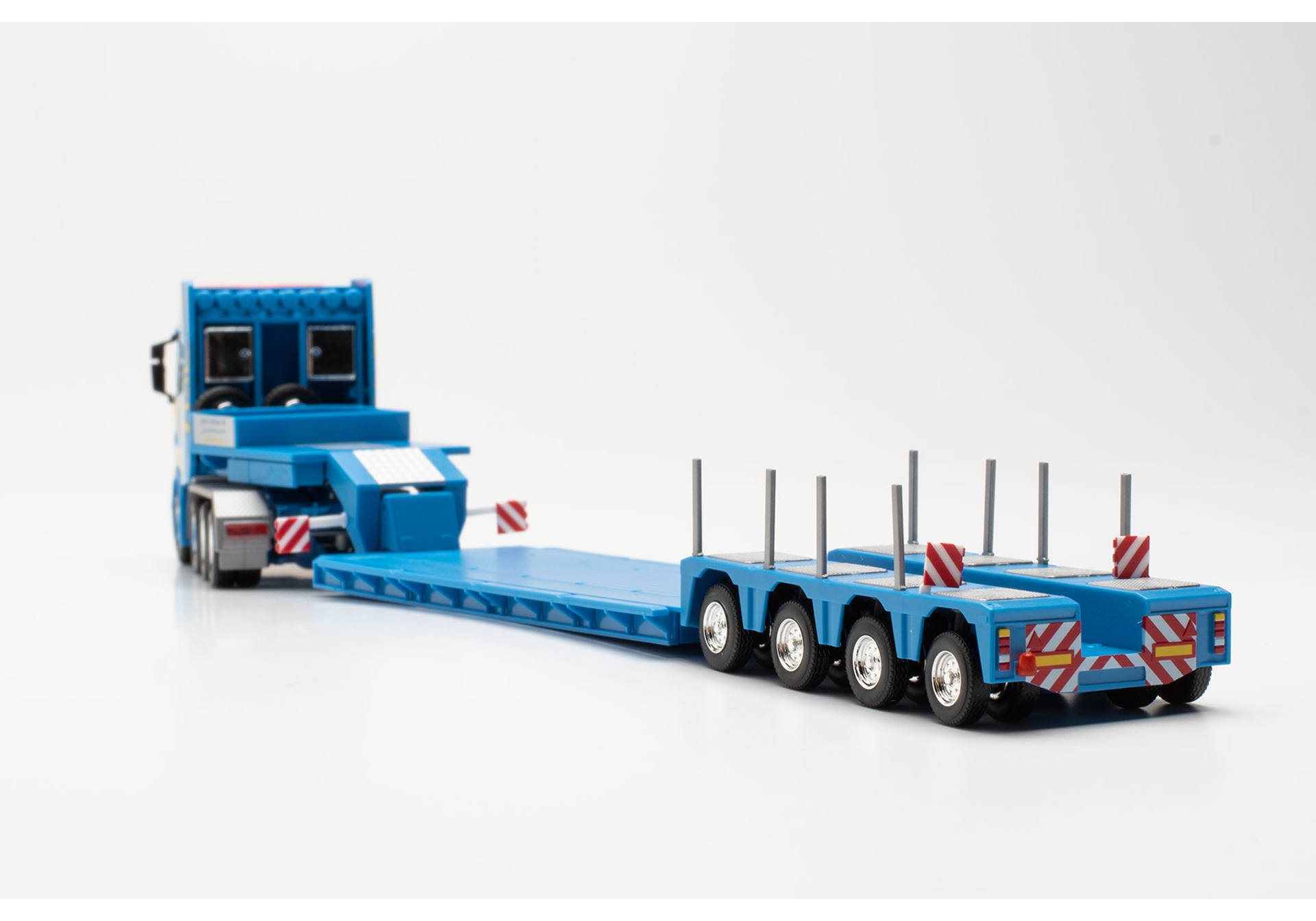 Scania CS 20 ND Tieflade-Sattelzug „Martin Wittwer AG“ (Schweiz/Wattenwil)